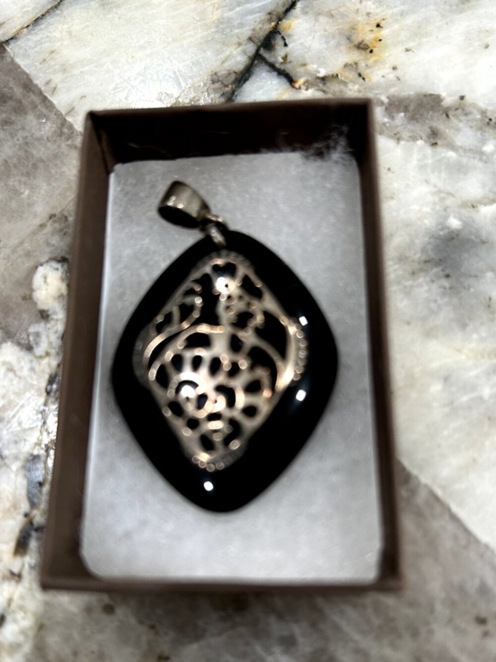 New SILPADA S2388 925 Sterling Silver Black Glass Filigree Large Pendant